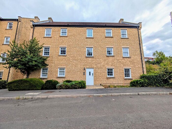 1 Bedroom Flat To Rent In Fuller Close, Chippenham, SN15