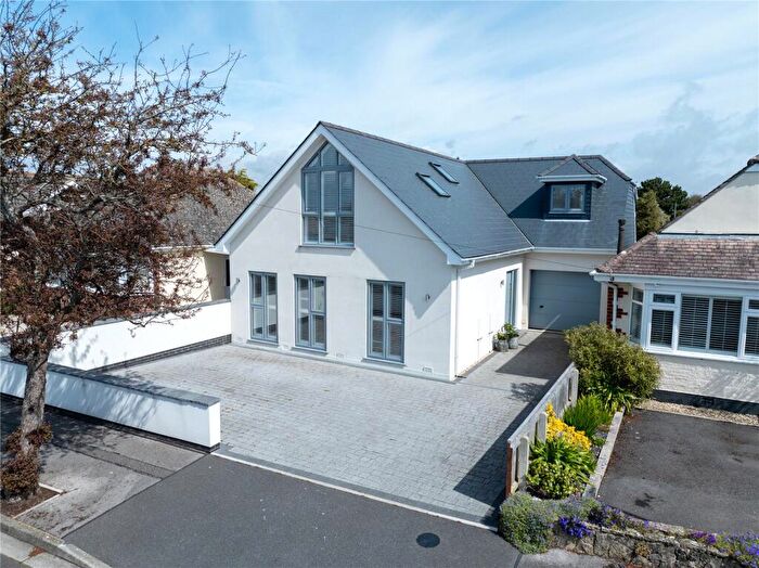 4 Bedroom Detached House For Sale In Foxwood Avenue, Mudeford, Christchurch, Dorset, BH23