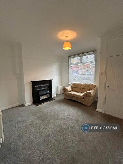 2 Bedroom End Of Terrace House To Rent In Thompson St West, Darlington, DL3