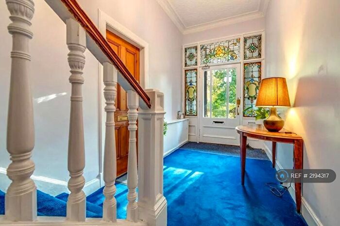 1 Bedroom Flat To Rent In Turnberry Road, Glasgow, G11