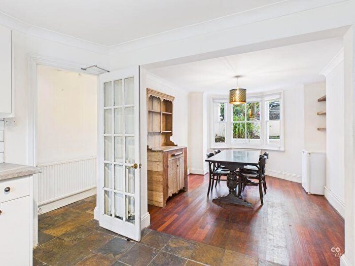 3 Bedroom Terraced House To Rent In Clarendon Road, Hove, BN3