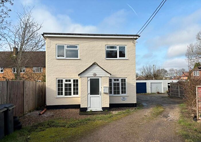 5 Bedroom Detached House For Sale In Flats, &, Headley Road, Liphook, Hampshire, GU30