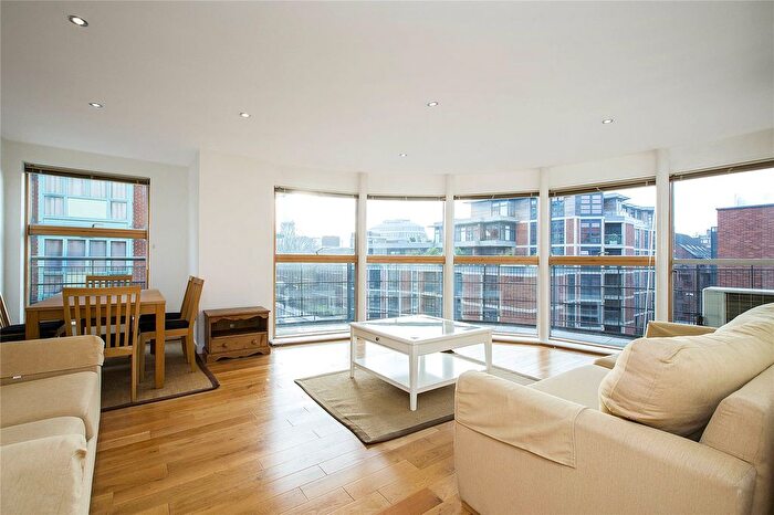 3 Bedroom Flat To Rent In Exchange House, Chapter Street, London, SW1P