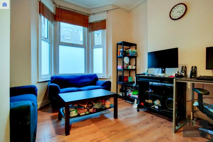 1 Bedroom Flat To Rent In Tintern Street, London, SW4