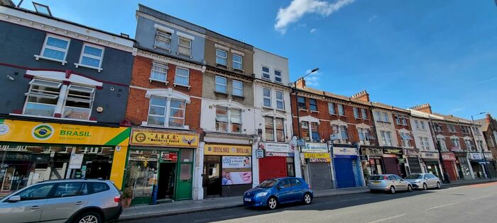 Studio To Rent In High Road, London, NW10