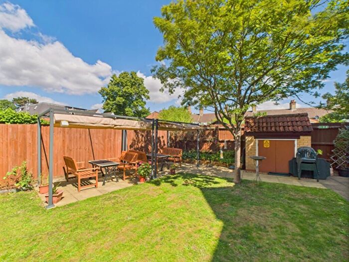 2 Bedroom Flat For Sale In Cathedral Green, Crawthorne Road, Peterborough, PE1