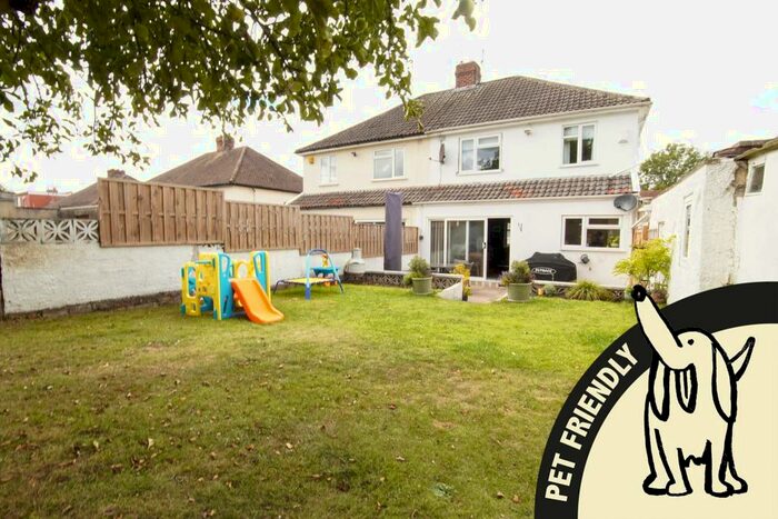 3 Bedroom Semi-Detached House To Rent In Kendon Drive, Henleaze, Bristol, BS10