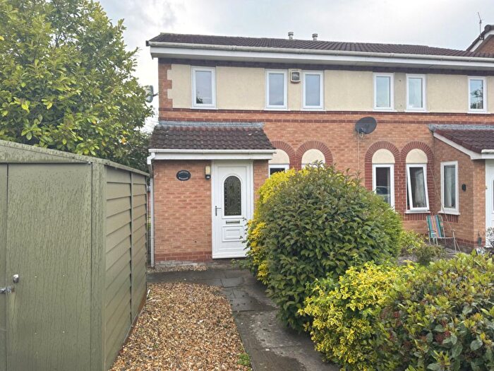 3 Bedroom Semi Detached House For Sale In Meadowbarn Close, Preston, PR4