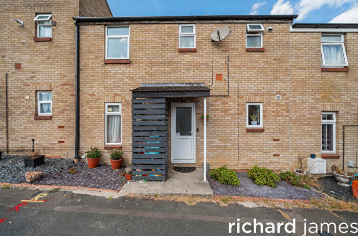 3 Bedroom Terraced House For Sale In Stamford Close, Toothill, Swindon, SN5