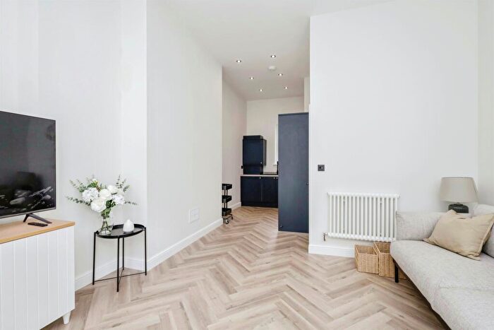 1 Bedroom Apartment For Sale In Grande View, Eastbourne, BN21