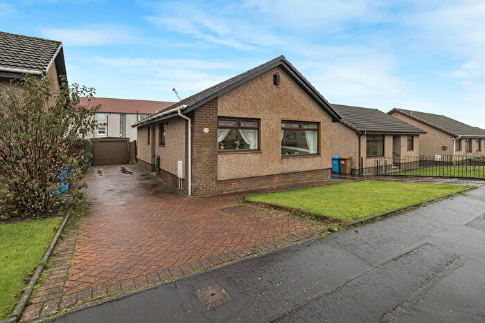2 Bedroom Detached Bungalow For Sale In Duncarnock Crescent, Neilston, Glasgow, G78