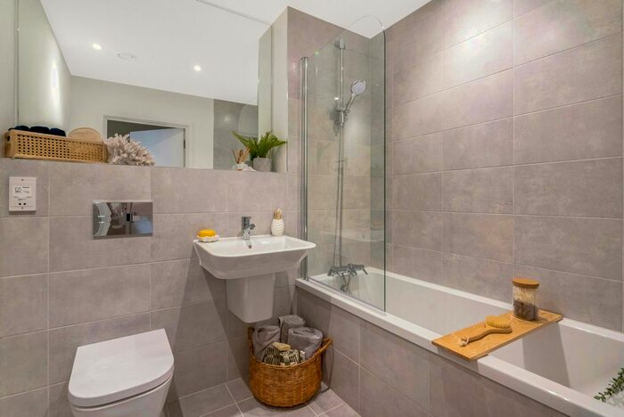 1 Bedroom Flat For Sale In Coldean Lane, Brighton, BN1