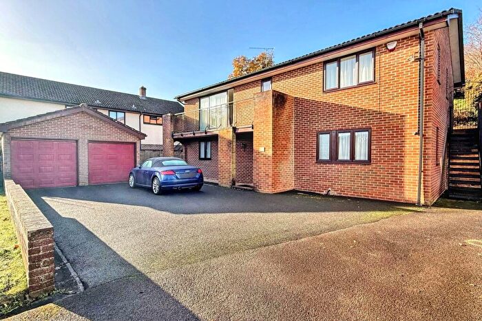 4 Bedroom Detached House For Sale In Fordingbridge, SP6