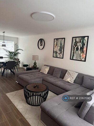 3 Bedroom Detached House To Rent In Eisenhower Road, Basildon, SS15