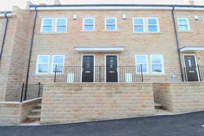 3 Bedroom Terraced House To Rent In Plot Fartown, Pudsey, Leeds, LS28