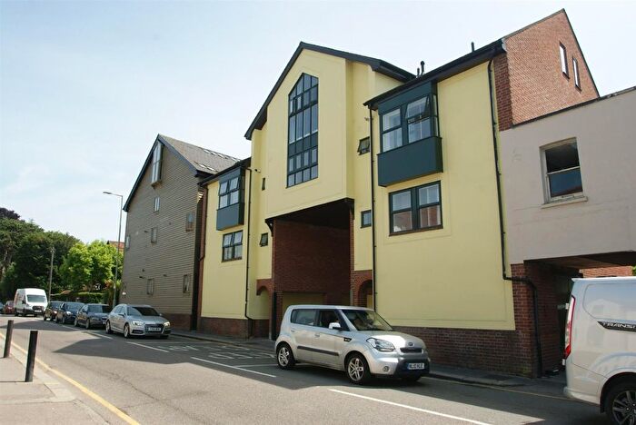 1 Bedroom Flat To Rent In Percival Court, Stansted Road, Bishop's Stortford, CM23