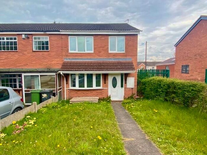 3 Bedroom Property To Rent In Glentworth Gardens, Wolverhampton, WV6