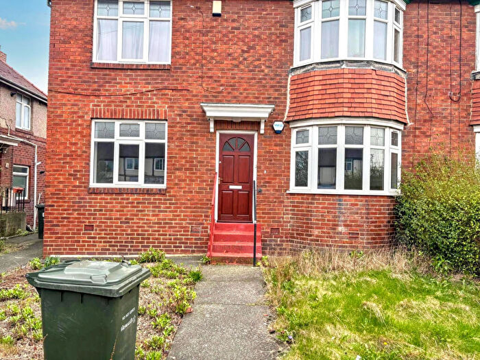 2 Bedroom Flat To Rent In Great North Road, Gosforth, Newcastle Upon Tyne, Tyne And Wear, NE3