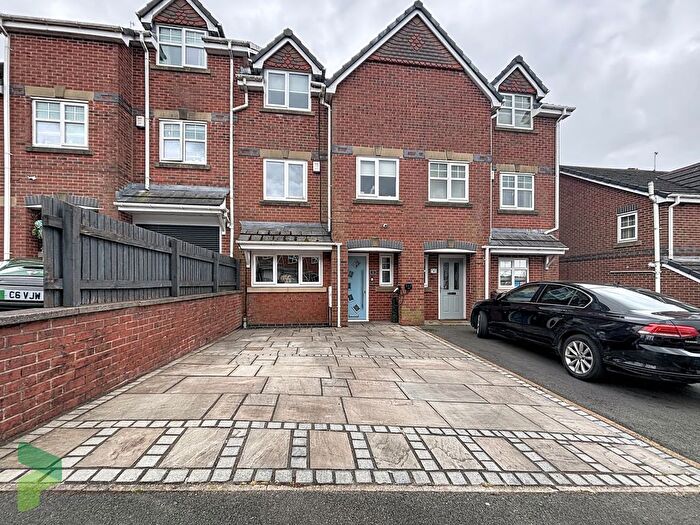 5 Bedroom Town House For Sale In Maple Mews, Clearwater Village, Darwen, BB3