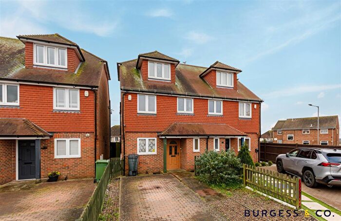 3 Bedroom Town House For Sale In Wishing Tree Road North, St. Leonards-On-Sea, TN38