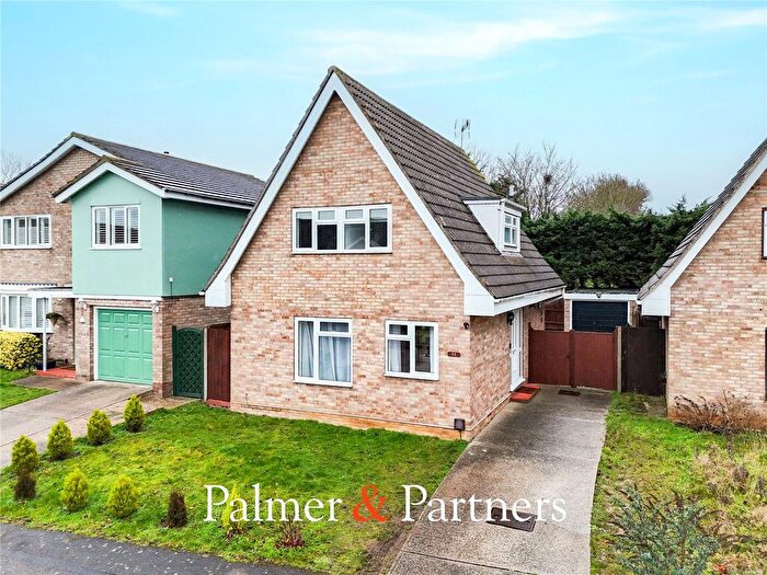 3 Bedroom Detached House For Sale In Westerdale, Chelmsford, Essex, CM1