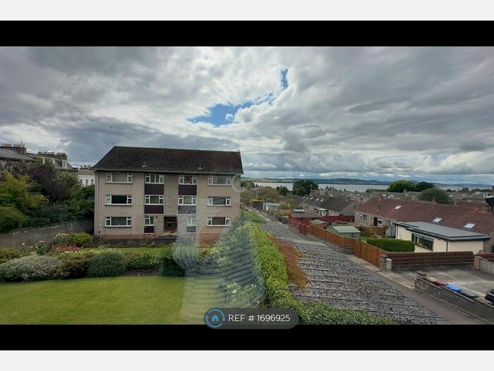 2 Bedroom Flat To Rent In Windsor Court, Dundee, DD2