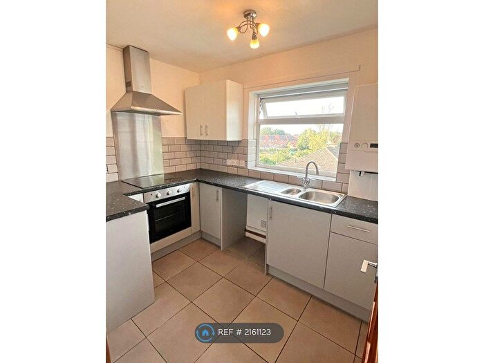 2 Bedroom Flat To Rent In Lilburne Avenue, Norwich, NR3