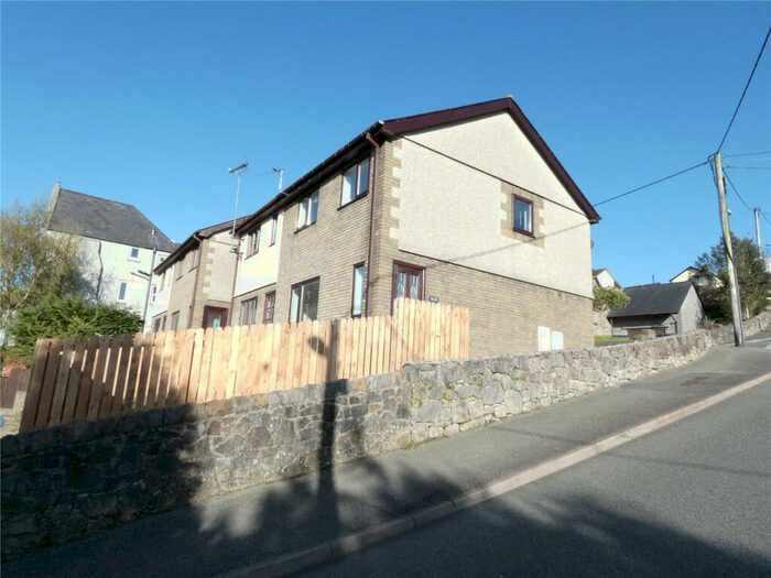 3 Bedroom End Of Terrace House To Rent In Tafarn Y Grisiau, Y Felinheli, Gwynedd, LL56