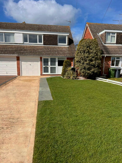 3 Bedroom Semi-Detached House To Rent In Woburn Drive, Peterborough, Cambridgeshire, PE6