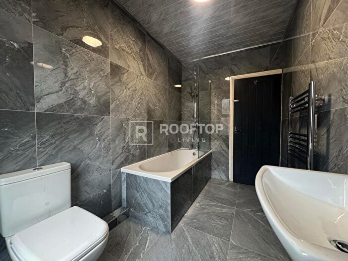 2 Bedroom House To Rent In Royal Park Terrace, Leeds, LS6