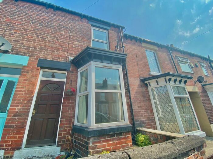 3 Bedroom House To Rent In Carrington Road, Sheffield, S11
