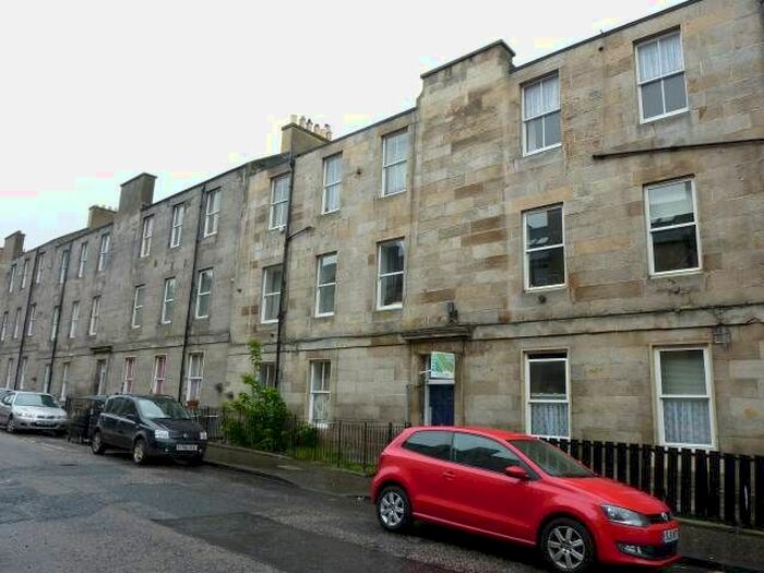 2 Bedroom Flat To Rent In Prince Regent Street, Edinburgh, EH6