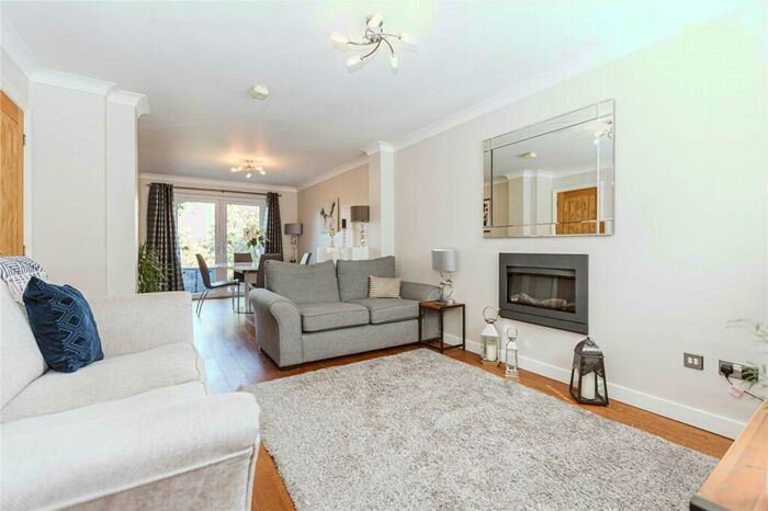 4 Bedroom Detached House To Rent In Bampton Croft, Emersons Green, Bristol, BS16