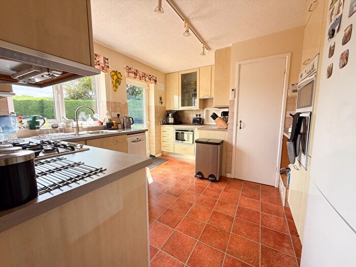 3 Bedroom Detached Bungalow For Sale In Bridge Close, Heacham, PE31