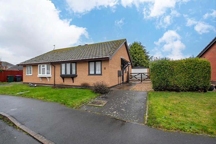 2 Bedroom Semi Detached Bungalow For Sale In Milne Green, Swineshead, Boston, PE20
