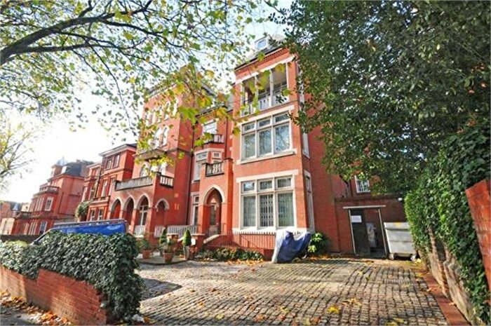 4 Bedroom Flat To Rent In Fitzjohns Avenue, Hampstead, NW3