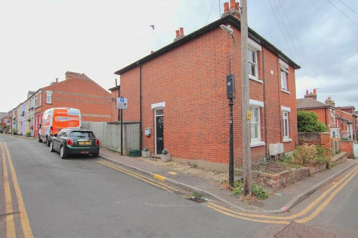 2 Bedroom Semi-Detached House To Rent In Alexandra Road, Colchester, CO3