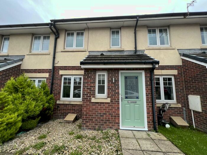 3 Bedroom Town House To Rent In Cotherstone Court, Easington Lane, DH5
