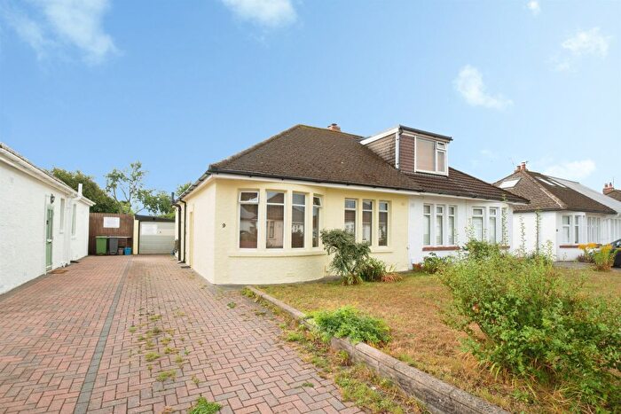 2 Bedroom Semi-Detached Bungalow For Sale In Glas-Y-Pant, Cardiff, CF14