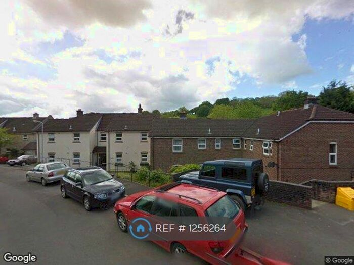 1 Bedroom Flat To Rent In Glebe Court, Beaminster DT8