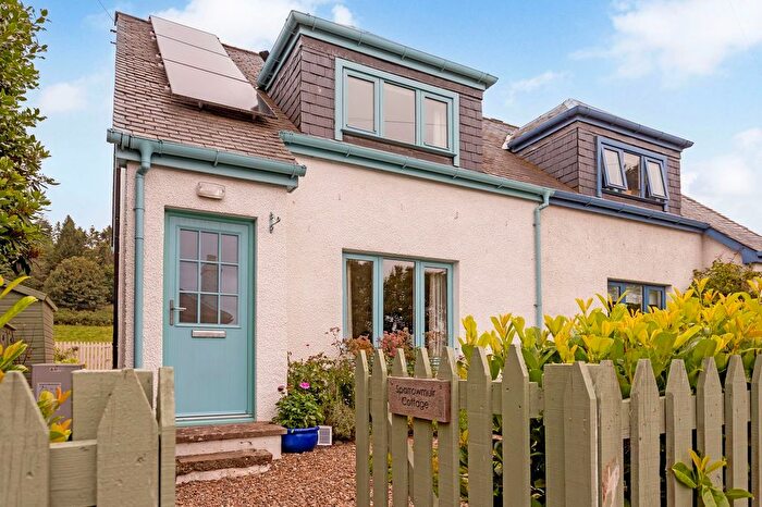 2 Bedroom Semi-Detached House For Sale In Caputh, Perth, PH1