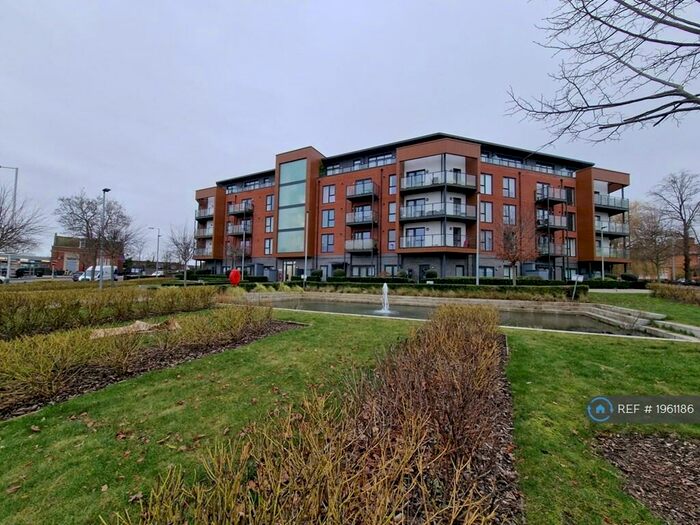 1 Bedroom Flat To Rent In Gubbins Lane, Harold Wood, RM3