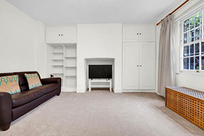 1 Bedroom Terraced House To Rent In Gloucester Crescent, Regent's Park, NW1