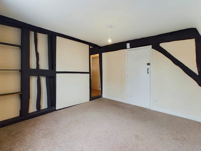 1 Bedroom Flat To Rent In High Street, Tewkesbury, GL20