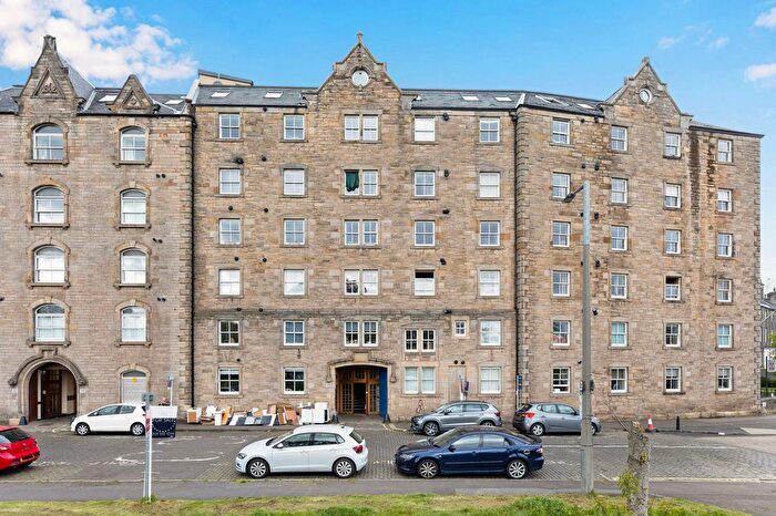 2 Bedroom Flat For Sale In / Johns Place, Leith Links, Edinburgh, EH6
