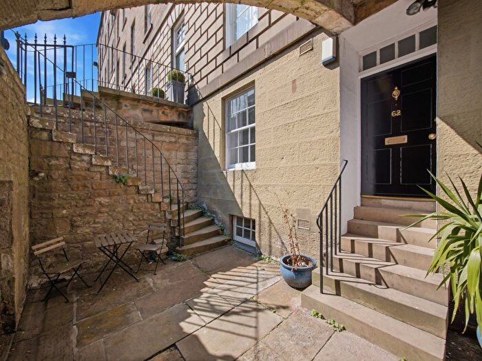 2 Bedroom Flat For Sale In Dundas Street, New Town, Edinburgh, EH3