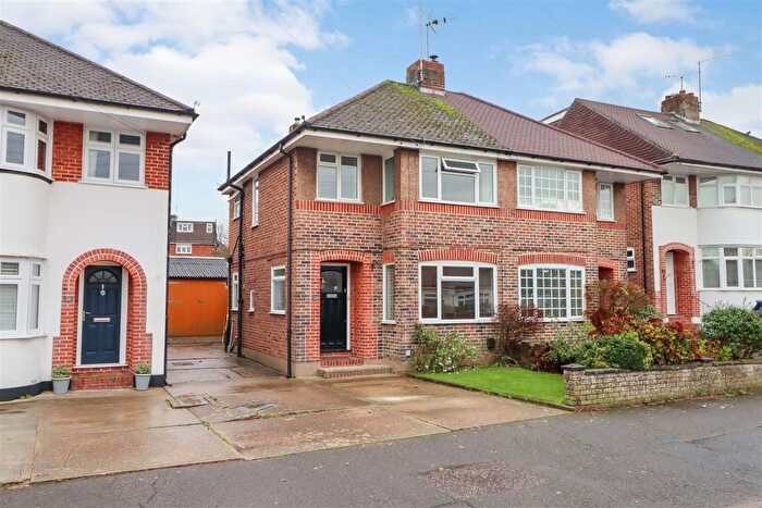 3 Bedroom Semi Detached House For Sale In Vale Drive, Horsham, RH12