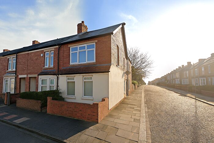 2 Bedroom Flat To Rent In Stratford Road, Newcastle Upon Tyne, NE6