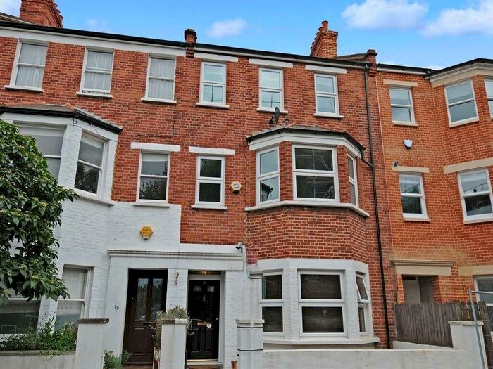 2 Bedroom Flat To Rent In Crawford Road Camberwell, SE5