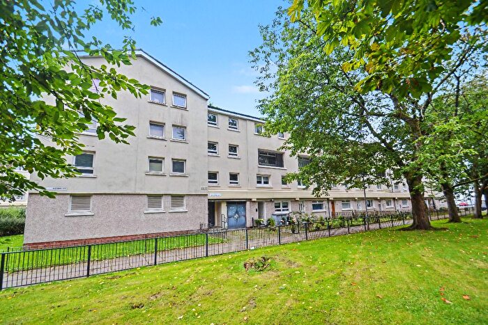3 Bedroom Maisonette For Sale In U Glenfinnan Drive, Maryhill, Glasgow, G20